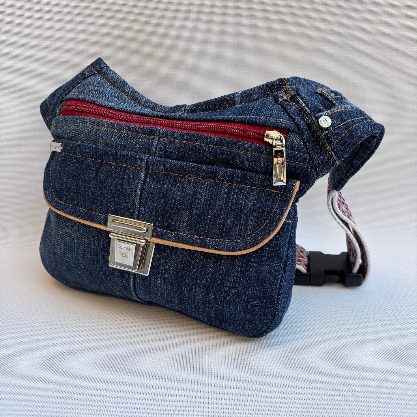 Special Top ♻️ Jeans Recycled ♻️ + Bolsillo trasero · Pieza Única Núm. 16406