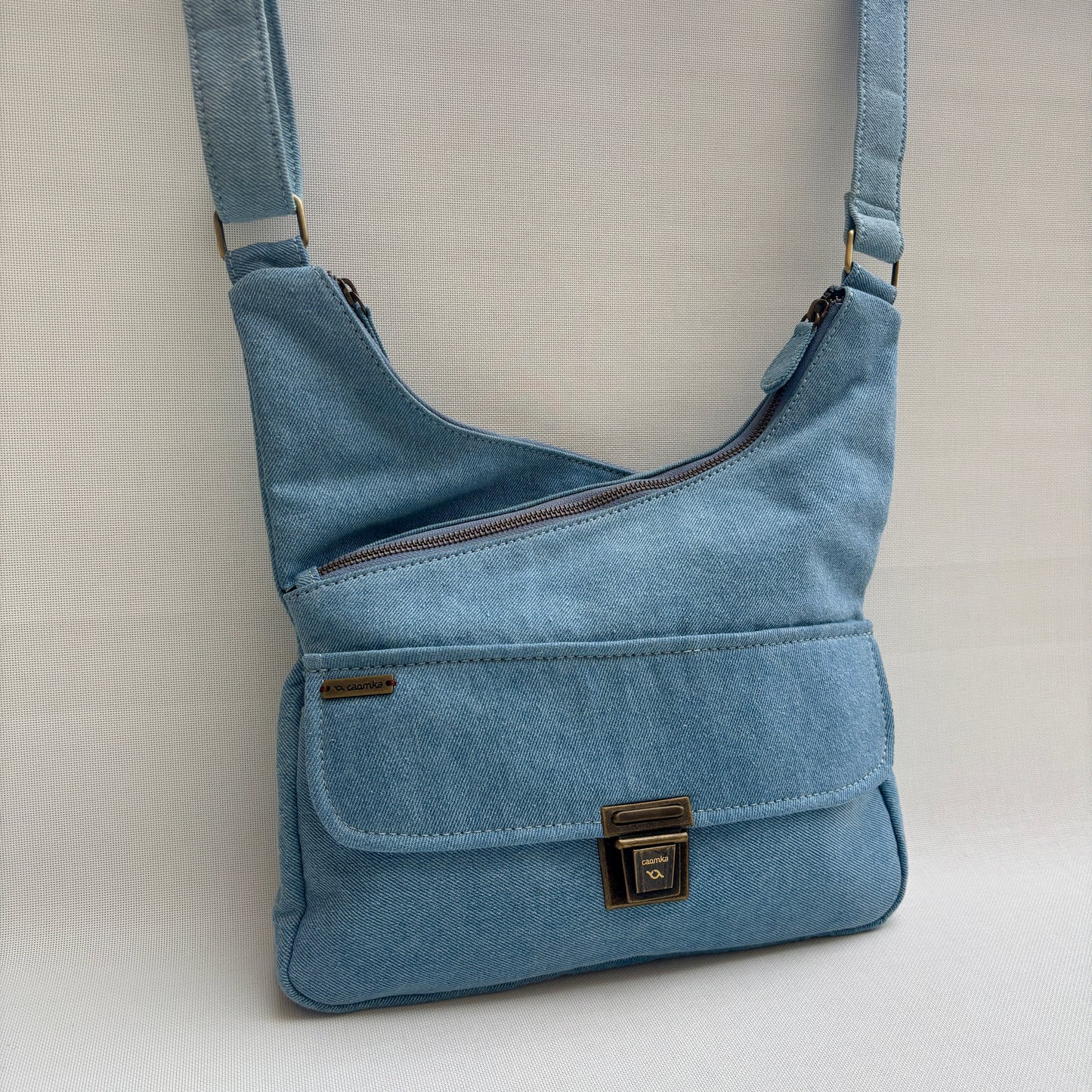 Bolso Bandolera Súper Caomka "Autumn Blue Denim" · Pieza Exclusiva Núm. 17968