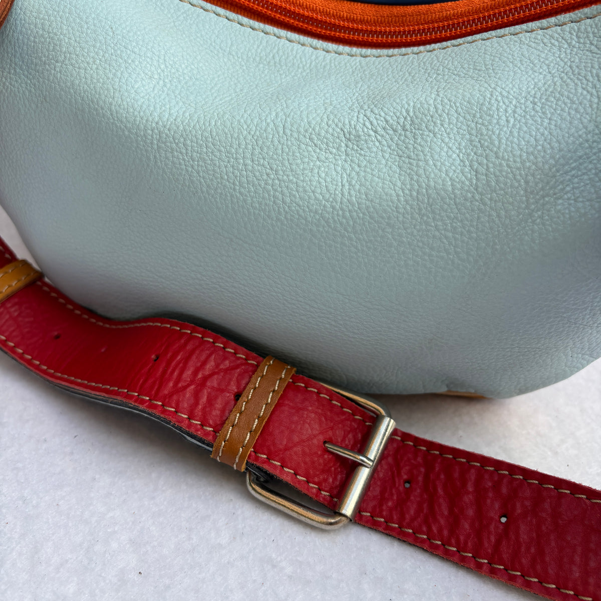 Riñonera RetroChic Analia Happy Colors · Piel · Pieza Única Núm. 19517