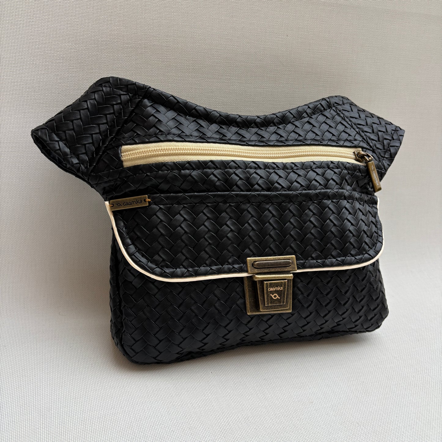 Riñonera "Special Black Top" + Bolsillo trasero · Polipiel · Pieza Única Núm. 18753
