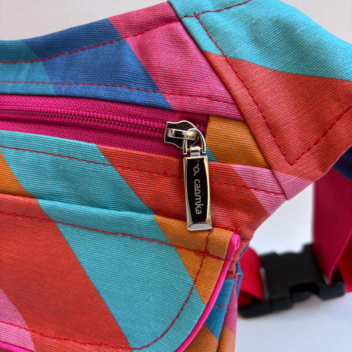 Special Rainbow Fire · Impermeable · Pieza Única Núm. 16405