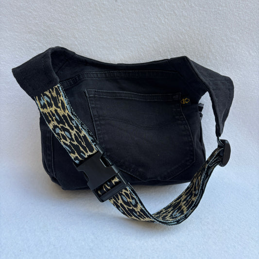 Riñonera Original "Jeans Elegant Top" ♻️ Jeans Recycled ♻️ · Pieza Única Núm. 19540