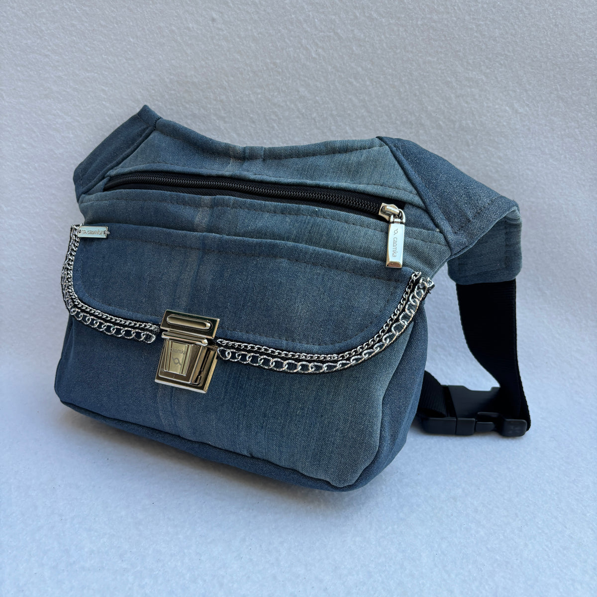 Riñonera "Special Silver Blue" ♻️ Jeans Recycled ♻️ + Bolsillo trasero · Pieza Única Núm. 19539
