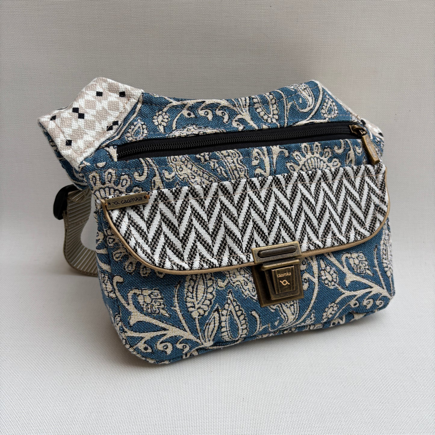 Riñonera "Special Geometric Top" + Bolsillo trasero · Pieza Única Núm. 18691
