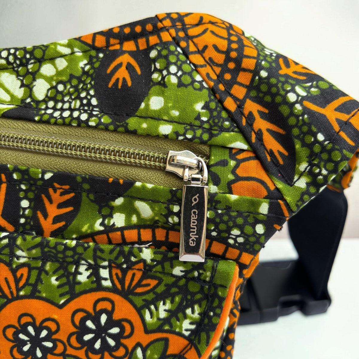 Riñonera Original "Special Africa" + Bolsillo trasero · Pieza Única Núm. 19623