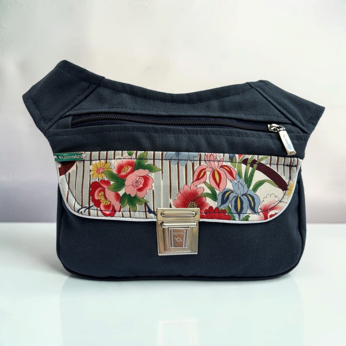 Riñonera Original "Special Japanese Flowers" + Bolsillo trasero · Pieza Única Núm. 19624