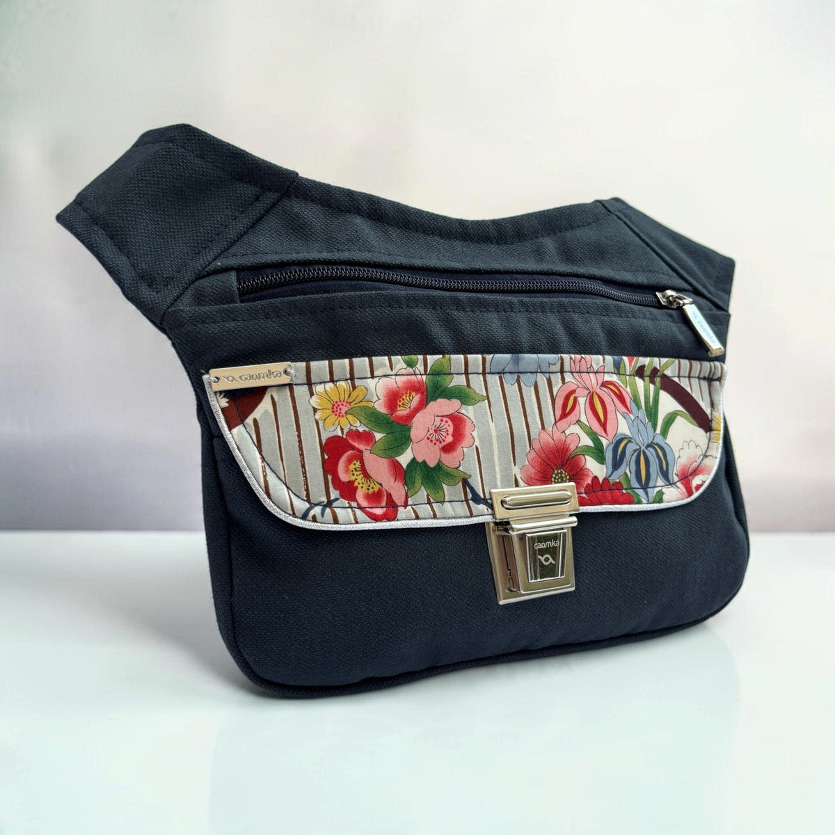 Riñonera Original "Special Japanese Flowers" + Bolsillo trasero · Pieza Única Núm. 19624
