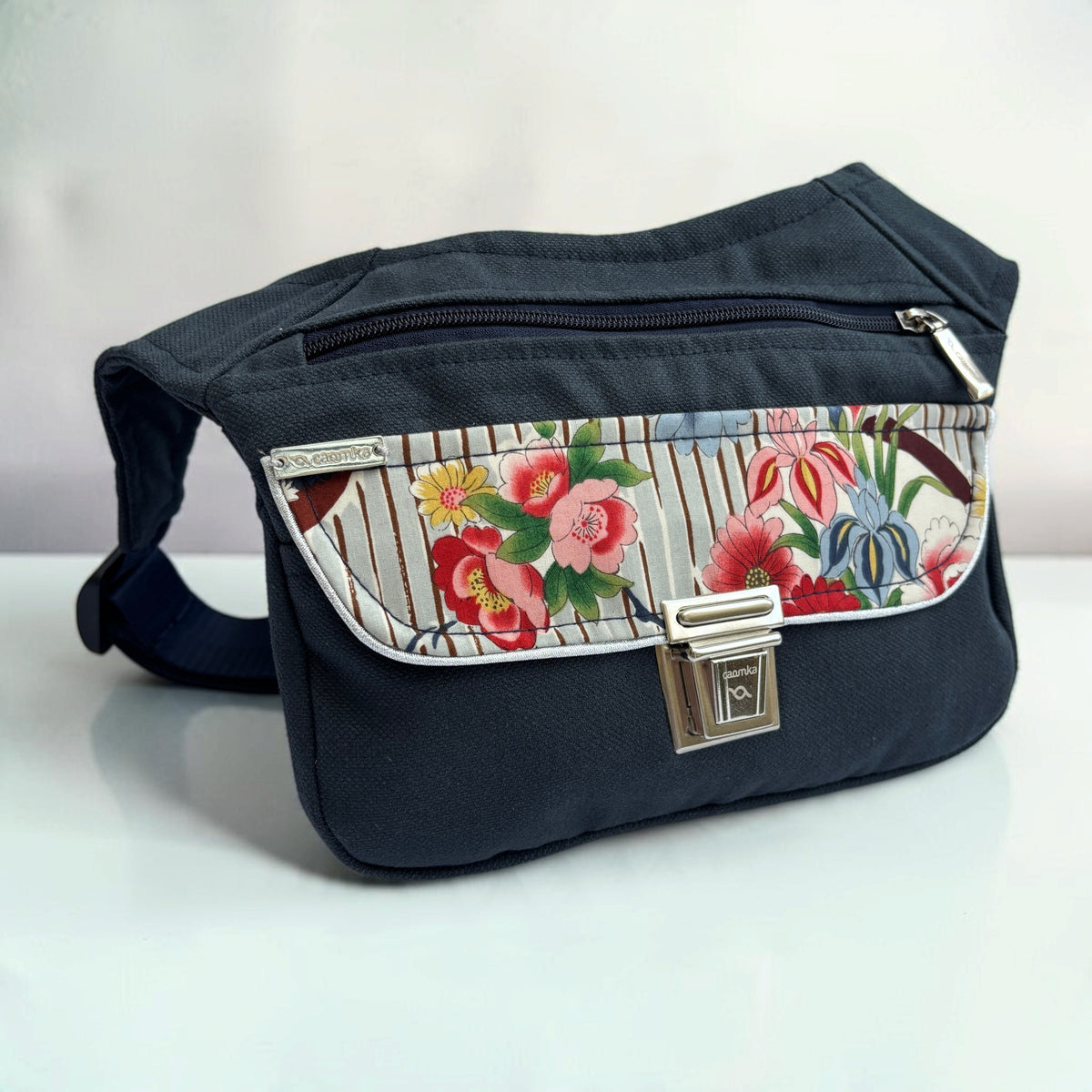 Riñonera Original "Special Japanese Flowers" + Bolsillo trasero · Pieza Única Núm. 19624