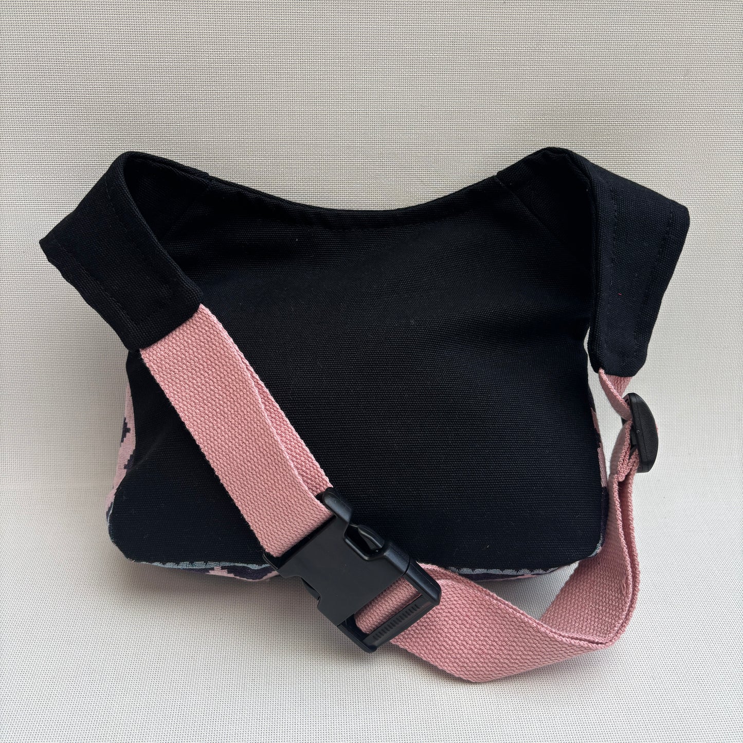 Riñonera "Special Etnical Pink" · Pieza Única Núm. 17232