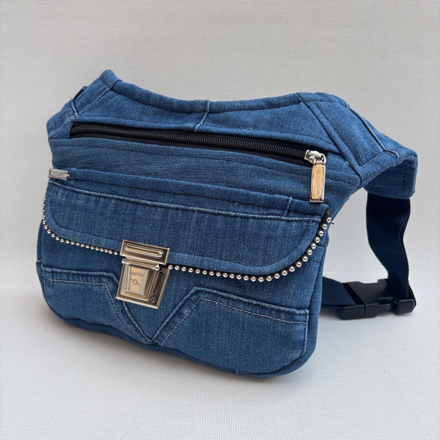 Riñonera "Special ♻️ Jeans Recycled ♻️ · Pieza Única Núm. 17246