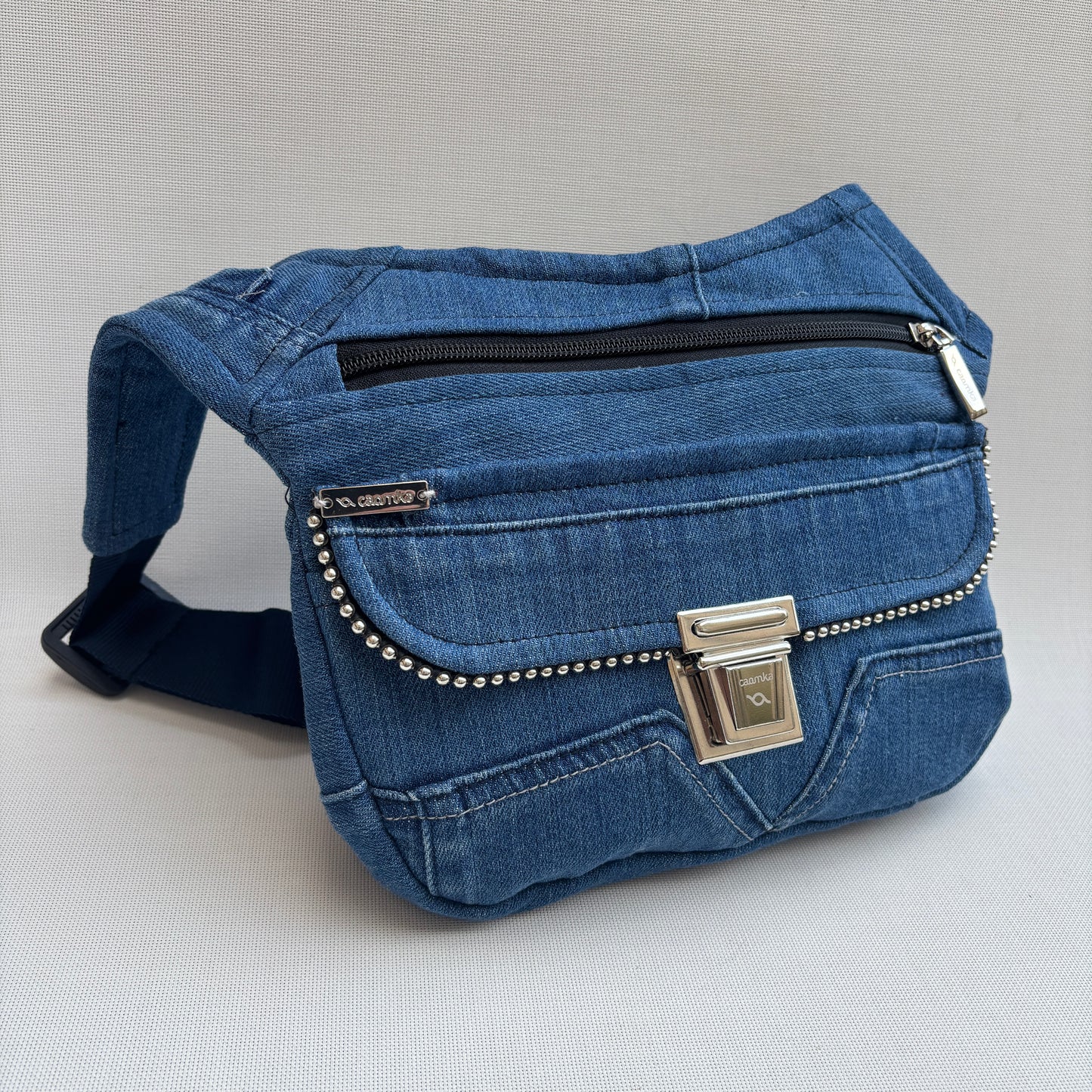 Riñonera "Special ♻️ Jeans Recycled ♻️ · Pieza Única Núm. 17246