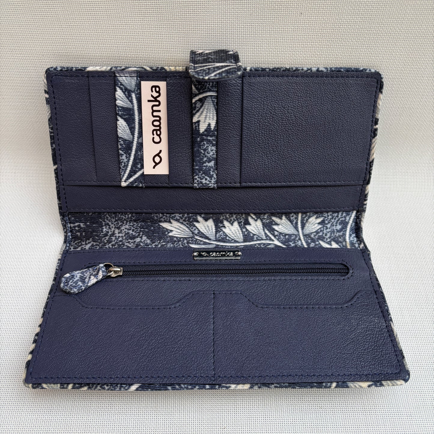 Monedero Plano Caomka "Modelo Estefánia" · Piel · Pieza Exclusiva Num. 18681