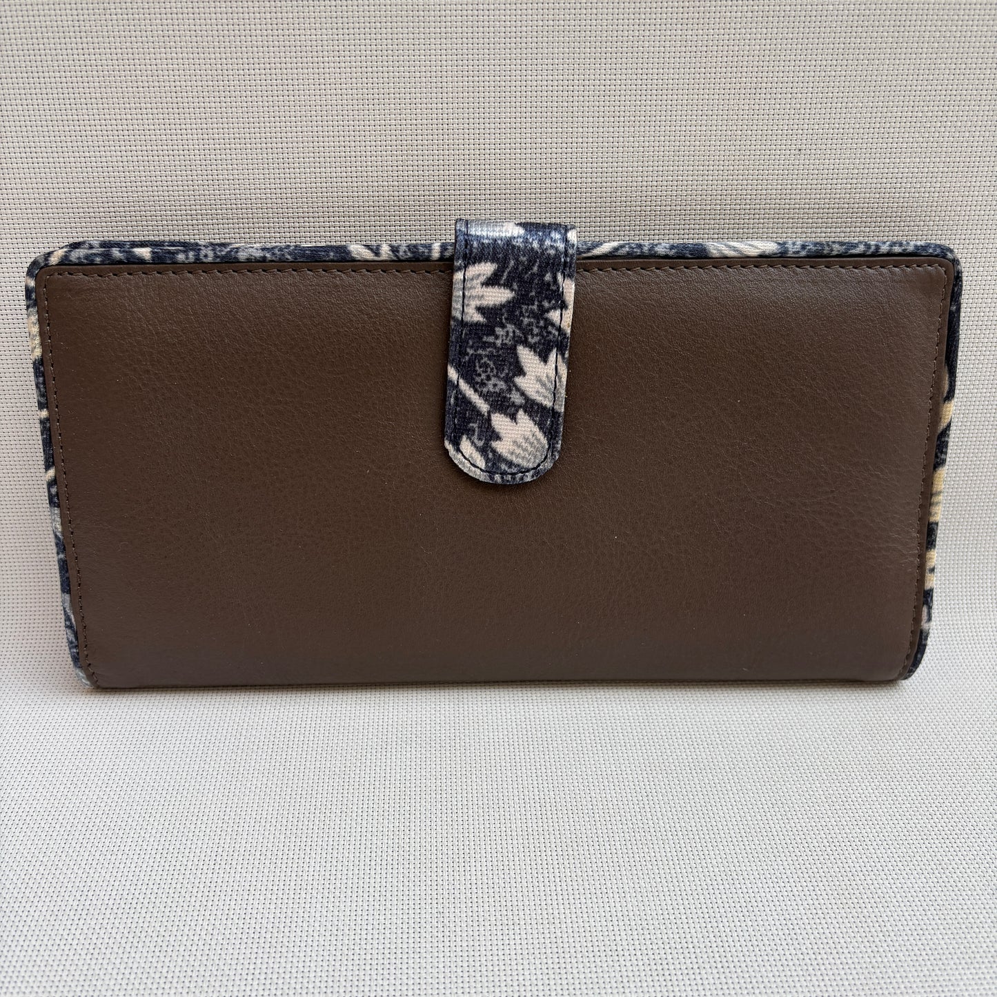 Monedero Plano Caomka "Modelo Estefánia" · Piel · Pieza Exclusiva Num. 18679