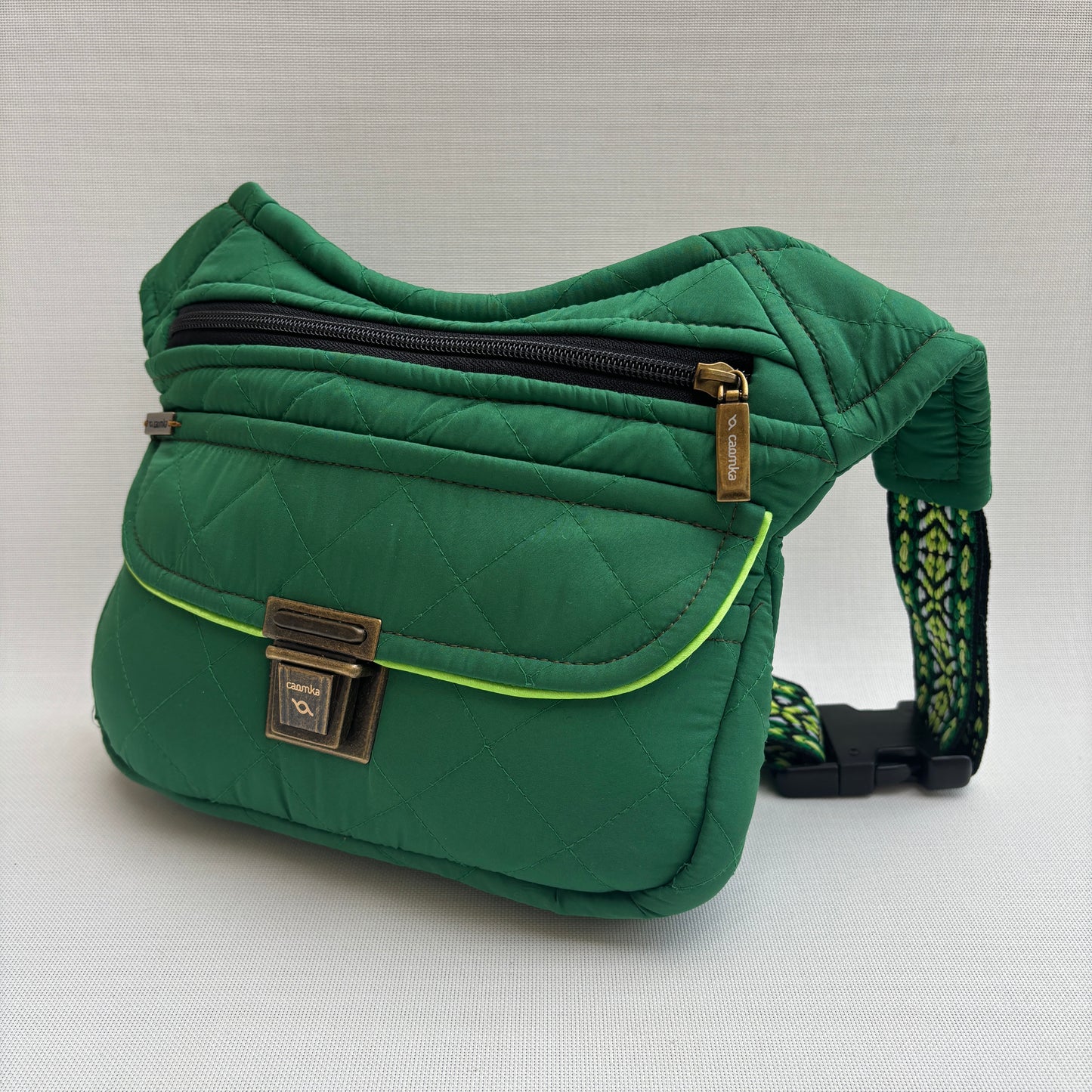 Riñonera "Special Green Spring Soft" · Pieza Única Núm. 17224