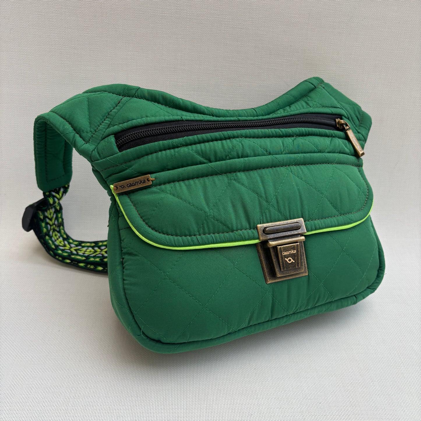 Riñonera "Special Green Spring Soft" · Pieza Única Núm. 17224