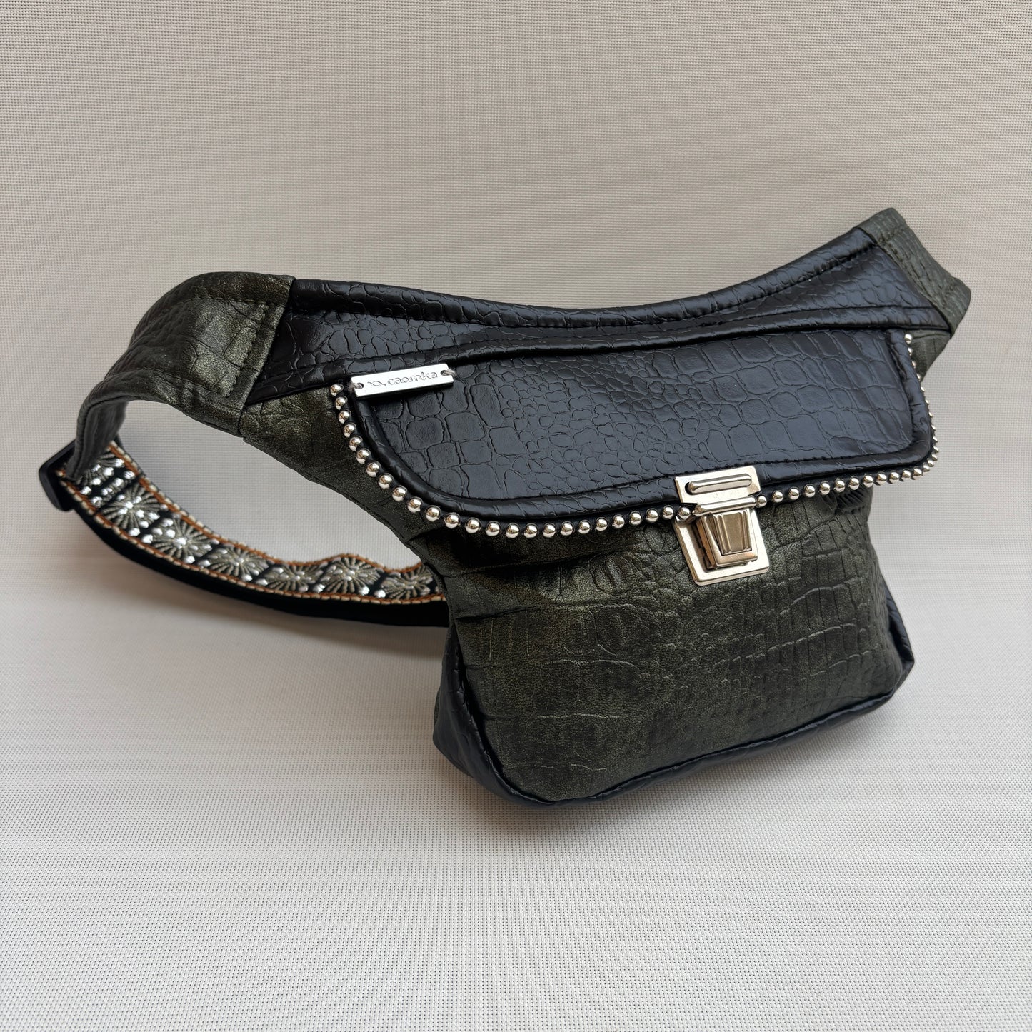 Mini Luxury Green & Black + Bolsillo trasero extra · Pieza Única Núm. 17254