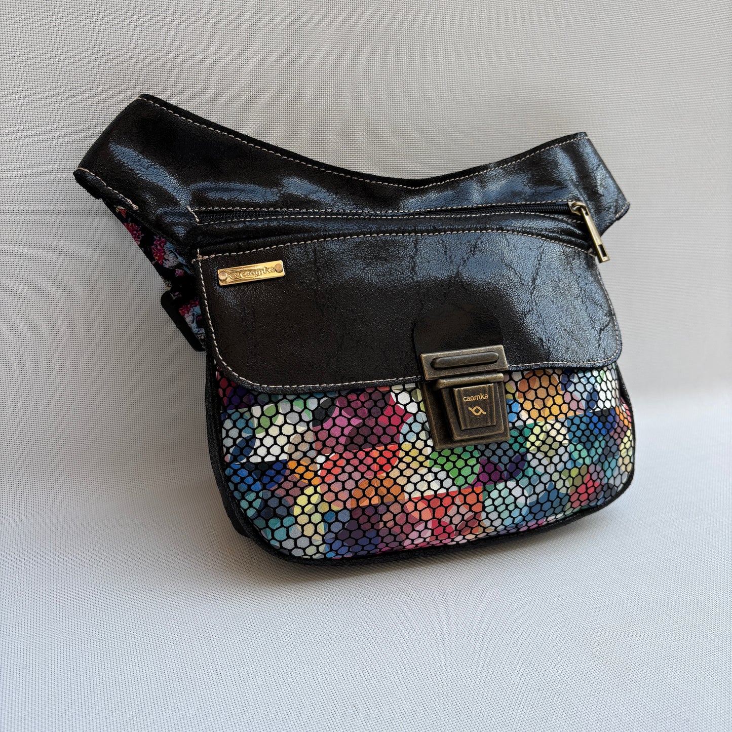 Special Black Fun Colors Top  · Piel - Cuero · Pieza Única Núm. 16447