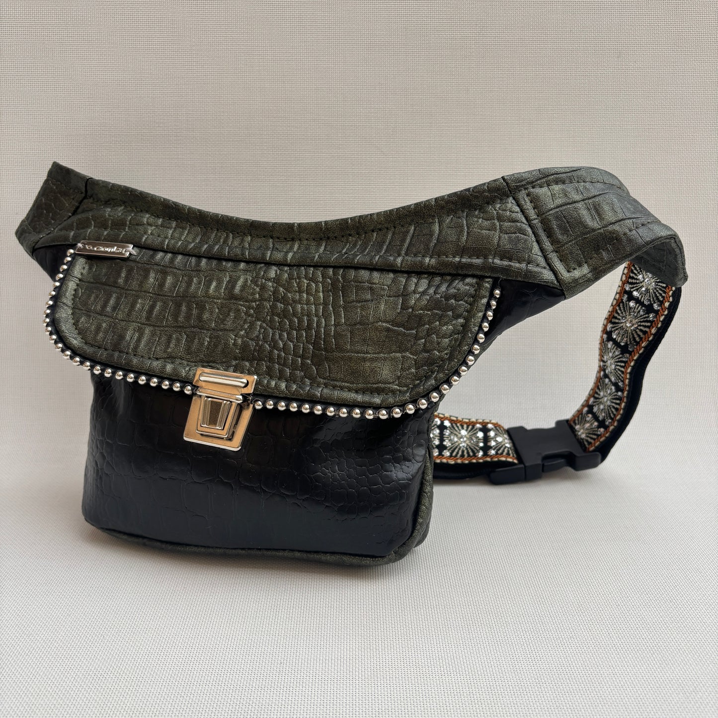 Mini Luxury Green & Black + Bolsillo trasero extra · Pieza Única Núm. 17255