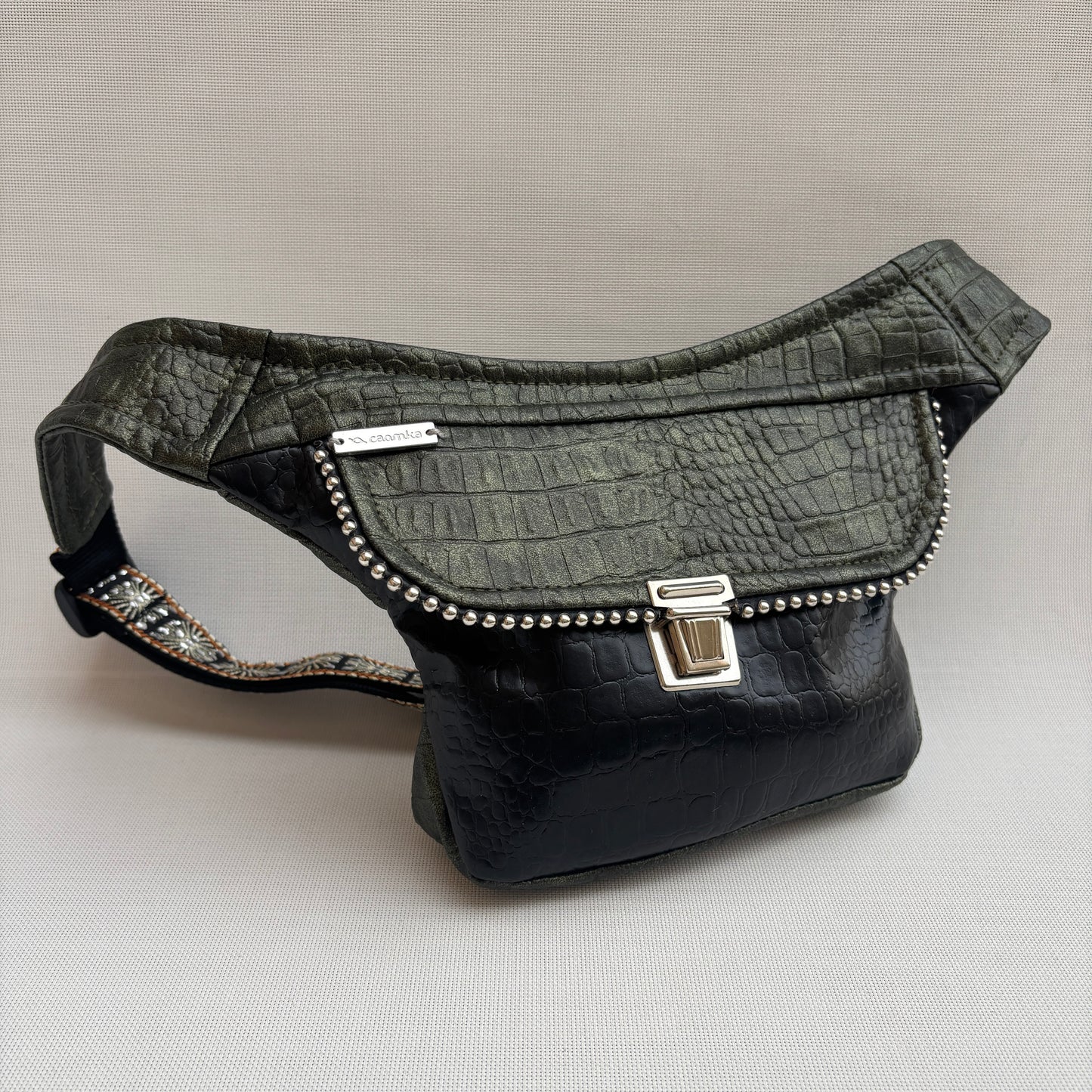 Mini Luxury Green & Black + Bolsillo trasero extra · Pieza Única Núm. 17255