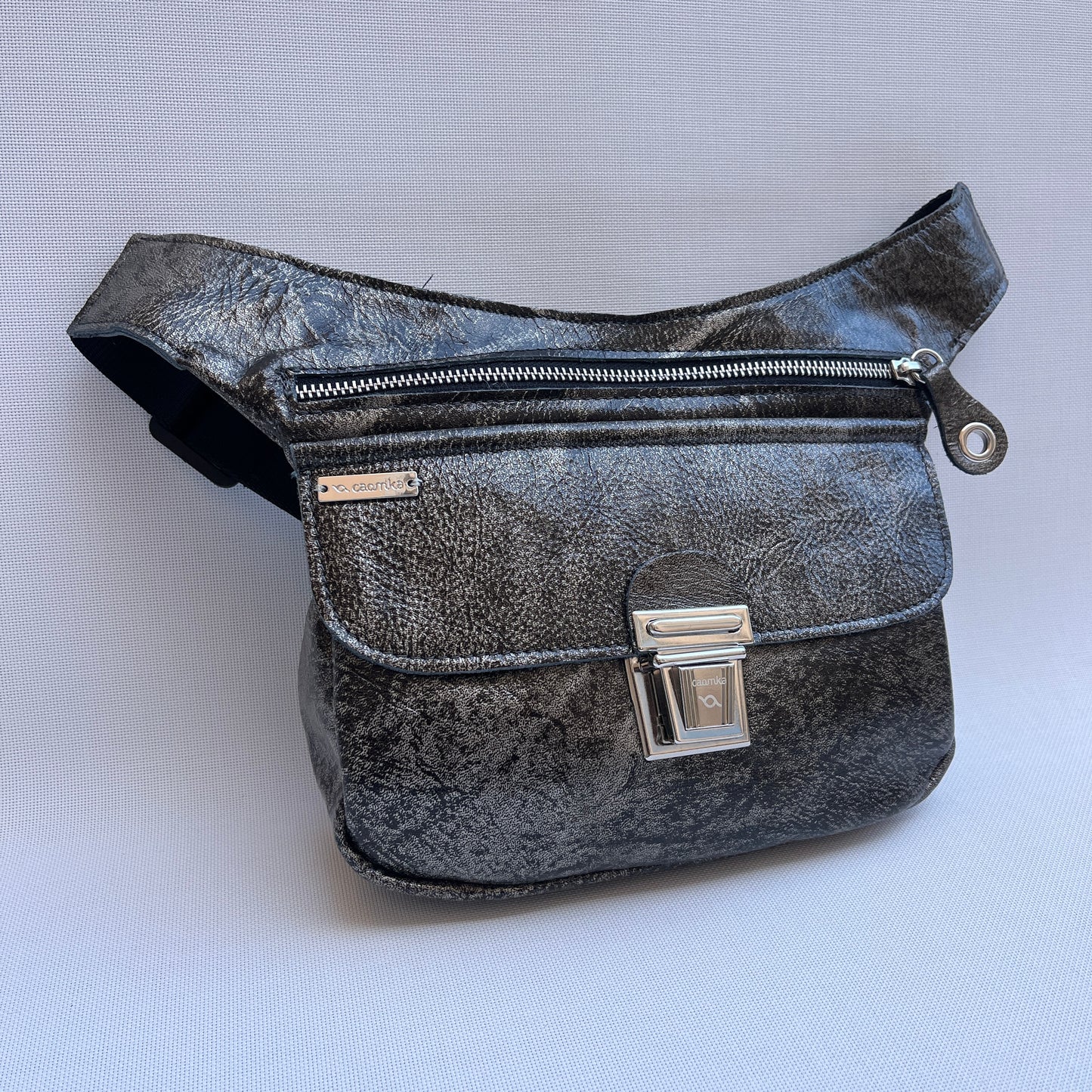 Special Silver Metal · Piel - Cuero · Pieza Exclusiva Núm. 15608