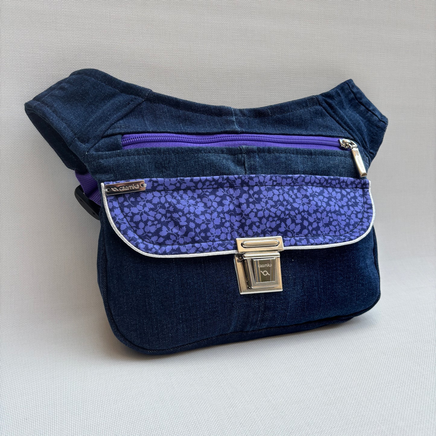 Riñonera "Special ♻️ Jeans Recycled ♻️  + Bolsillo trasero con cremallera · Pieza Única Núm. 18004