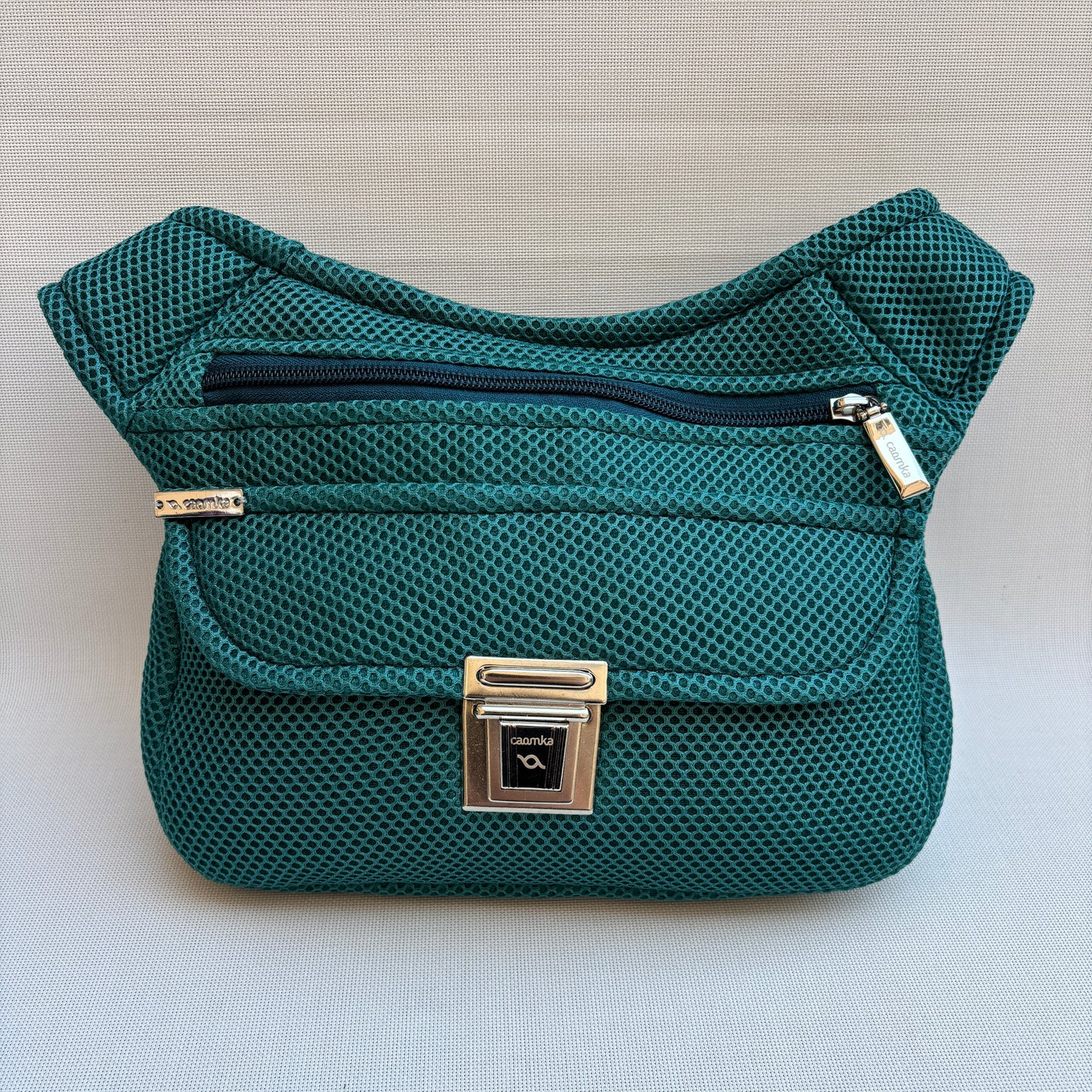 Riñonera "Soft Green 3D  Top" + Bolsillo trasero · Pieza Única Núm. 18734