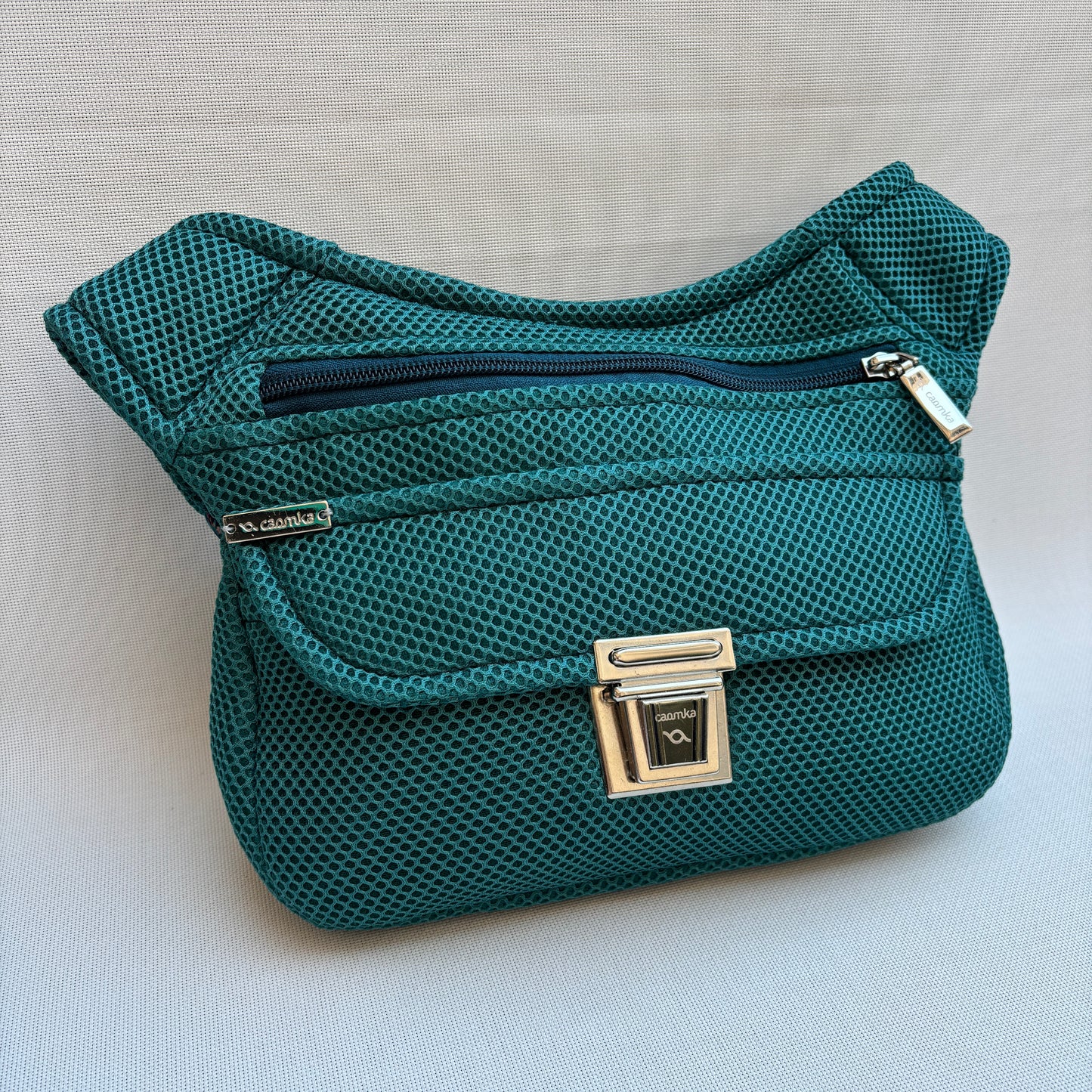 Riñonera "Soft Green 3D  Top" + Bolsillo trasero · Pieza Única Núm. 18734