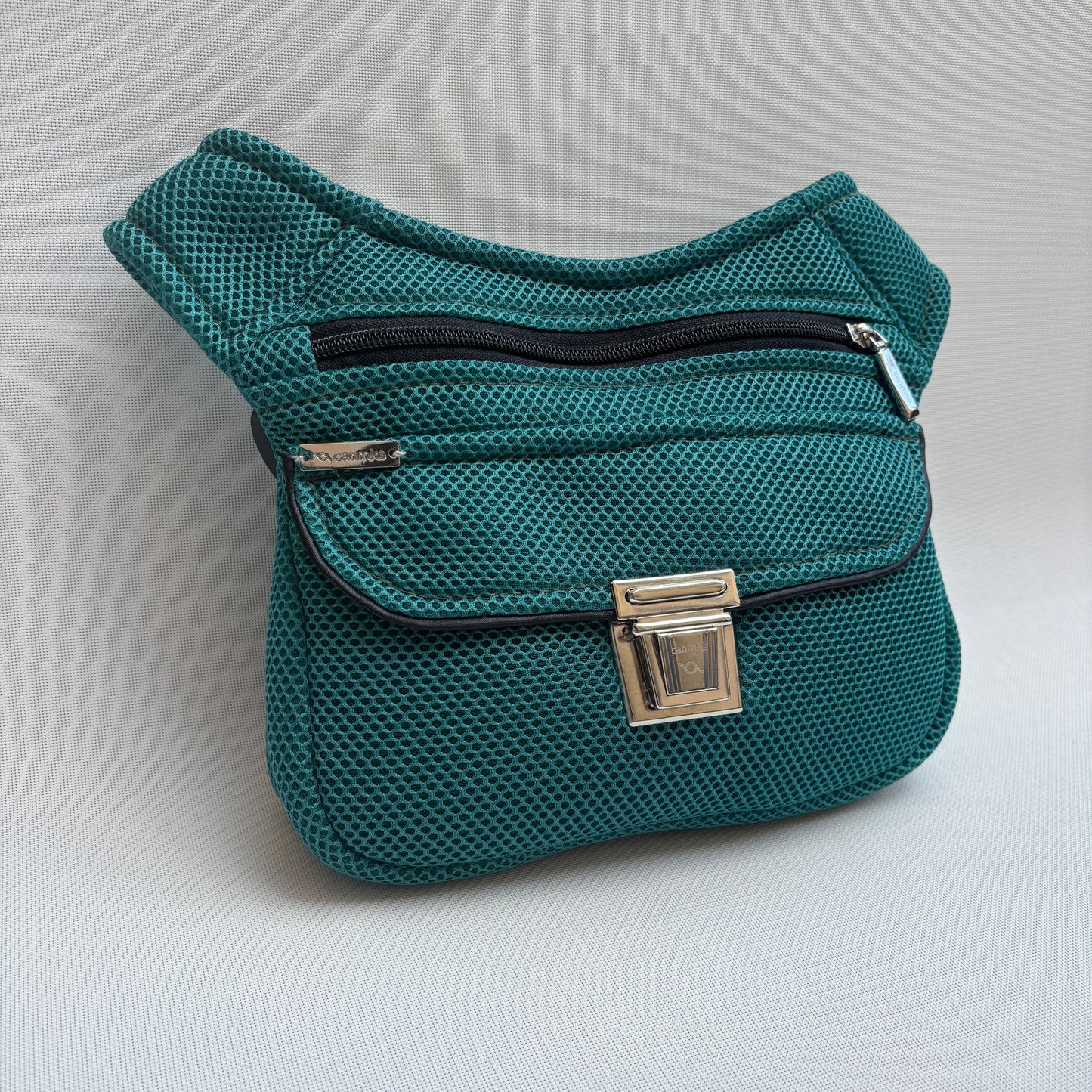 Riñonera "Special Soft 3D" + Bolsillo trasero · Pieza Única Núm. 17985