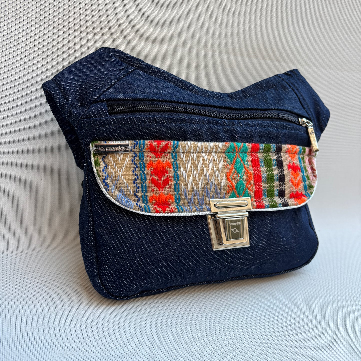 Riñonera "Special Jeans India" · Pieza única Núm. 19001