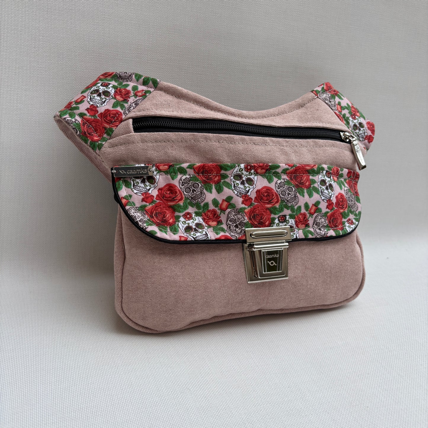 Special Pink & Roses & Skulls + Bolsillo trasero · Pieza Única Núm. 16428