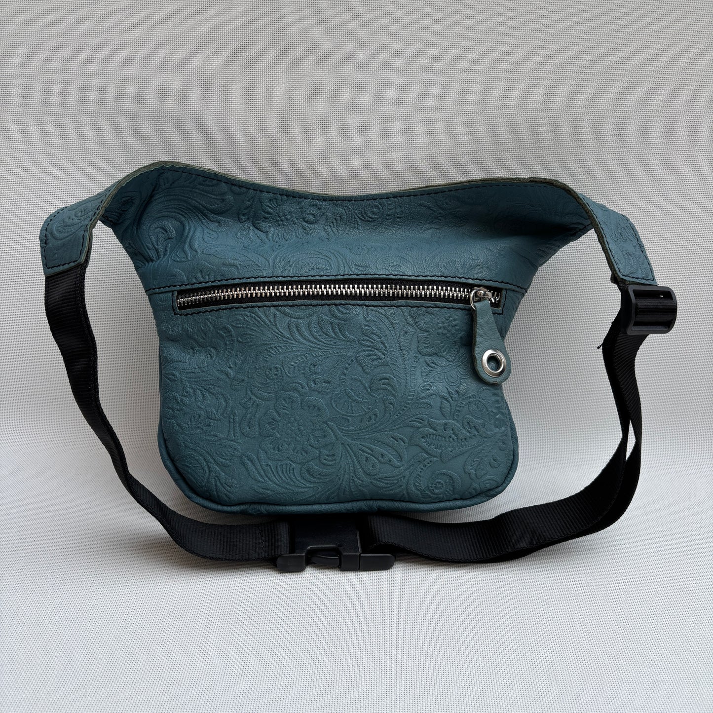 Mini Relief Azul Petroleo & Silver · Piel · Cuero · Pieza Exclusiva Núm. 16456