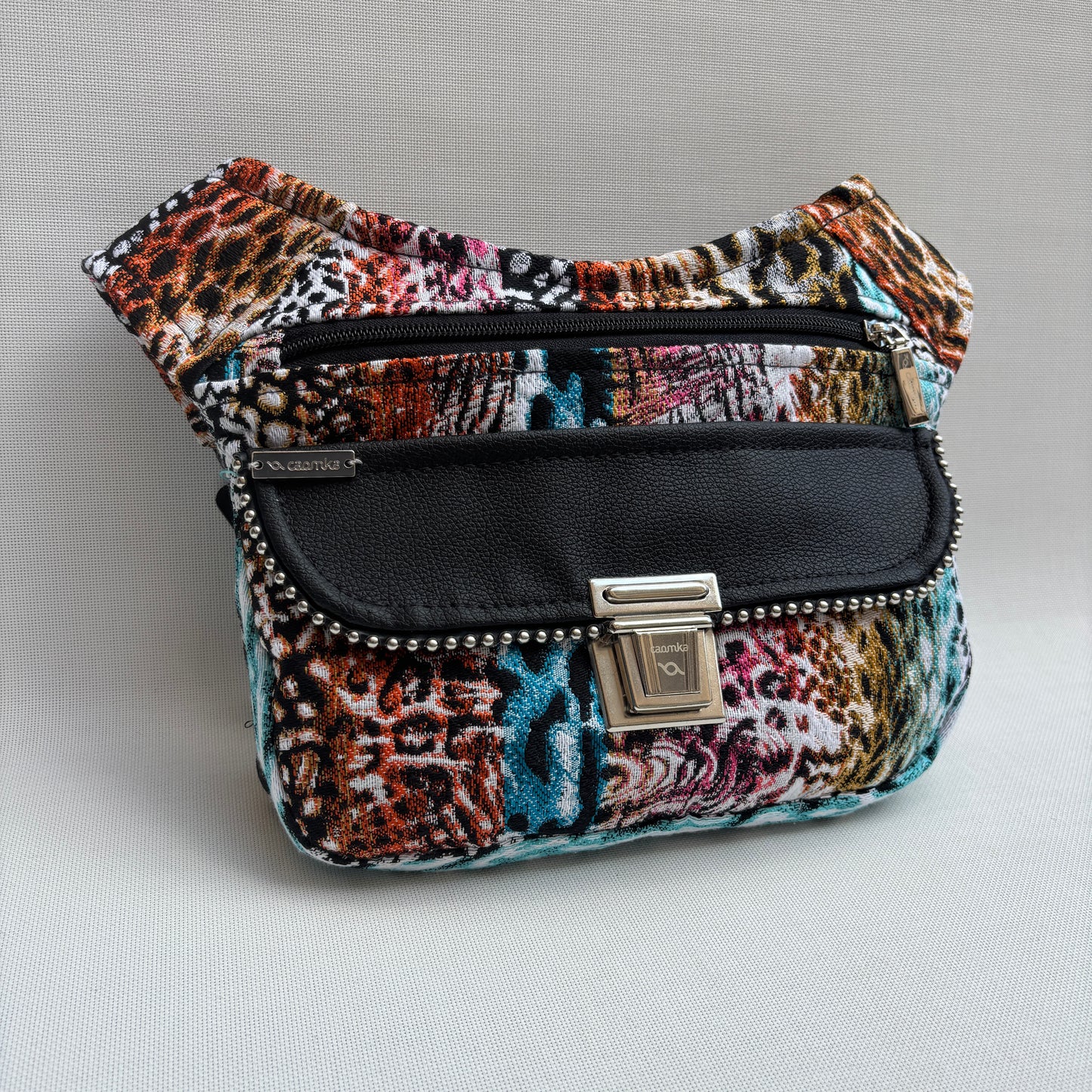 Riñonera "Animal Print Top" + Bolsillo trasero · Pieza Única Núm. 18088