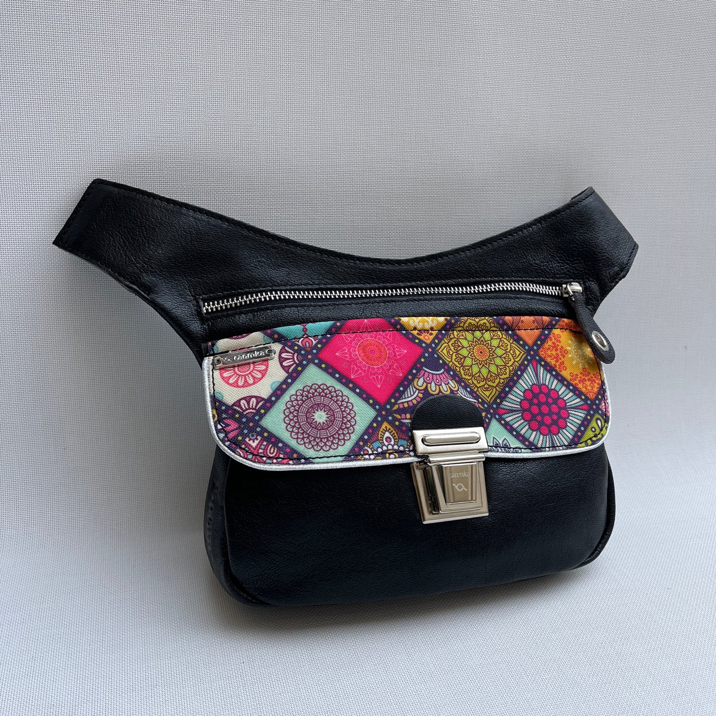 Special Black & Mandalas · Piel natural BioCuir® · Pieza Única Núm. 13891
