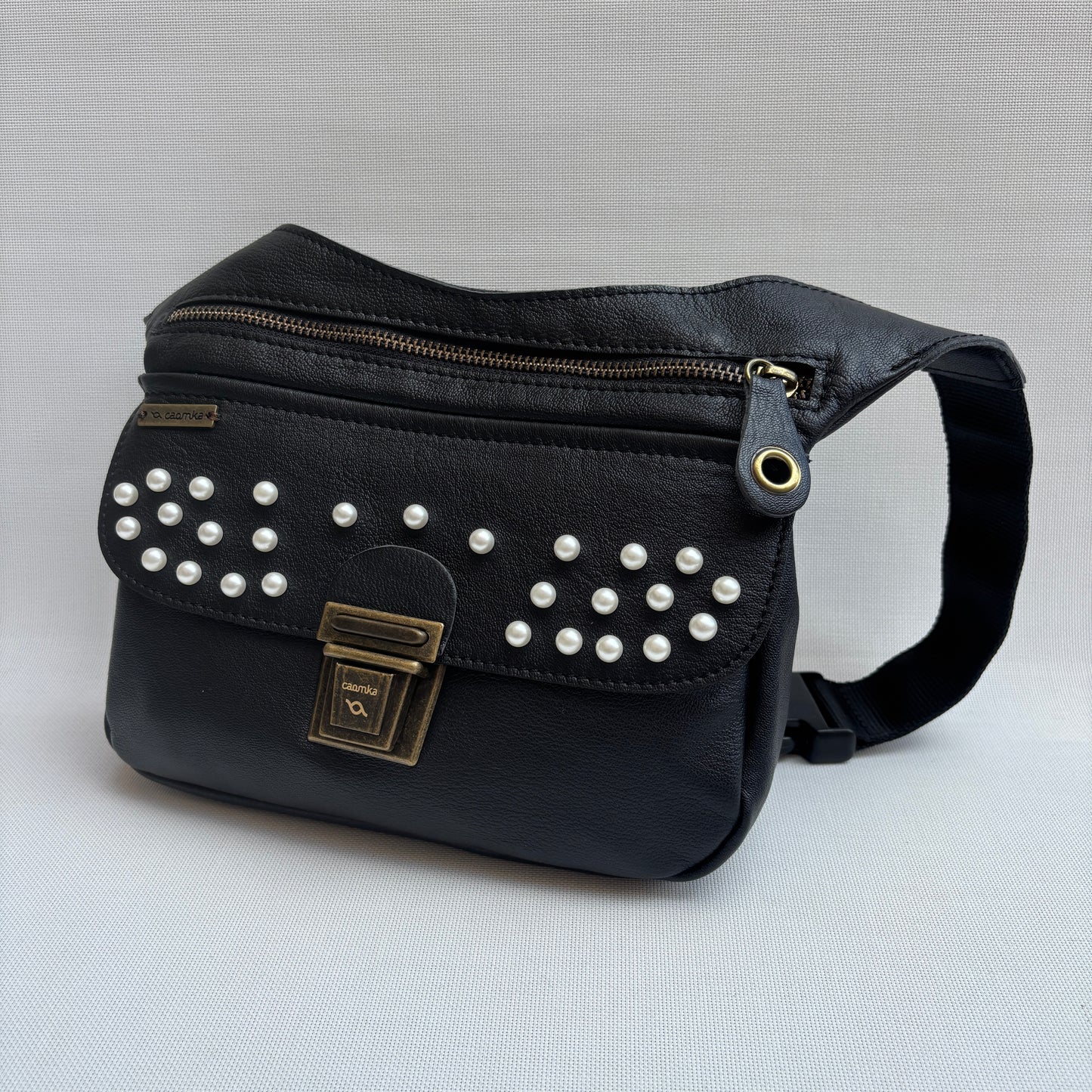 Riñonera “Black Pearl Premium” · Piel Natural · Pieza Exclusiva Núm. 18083