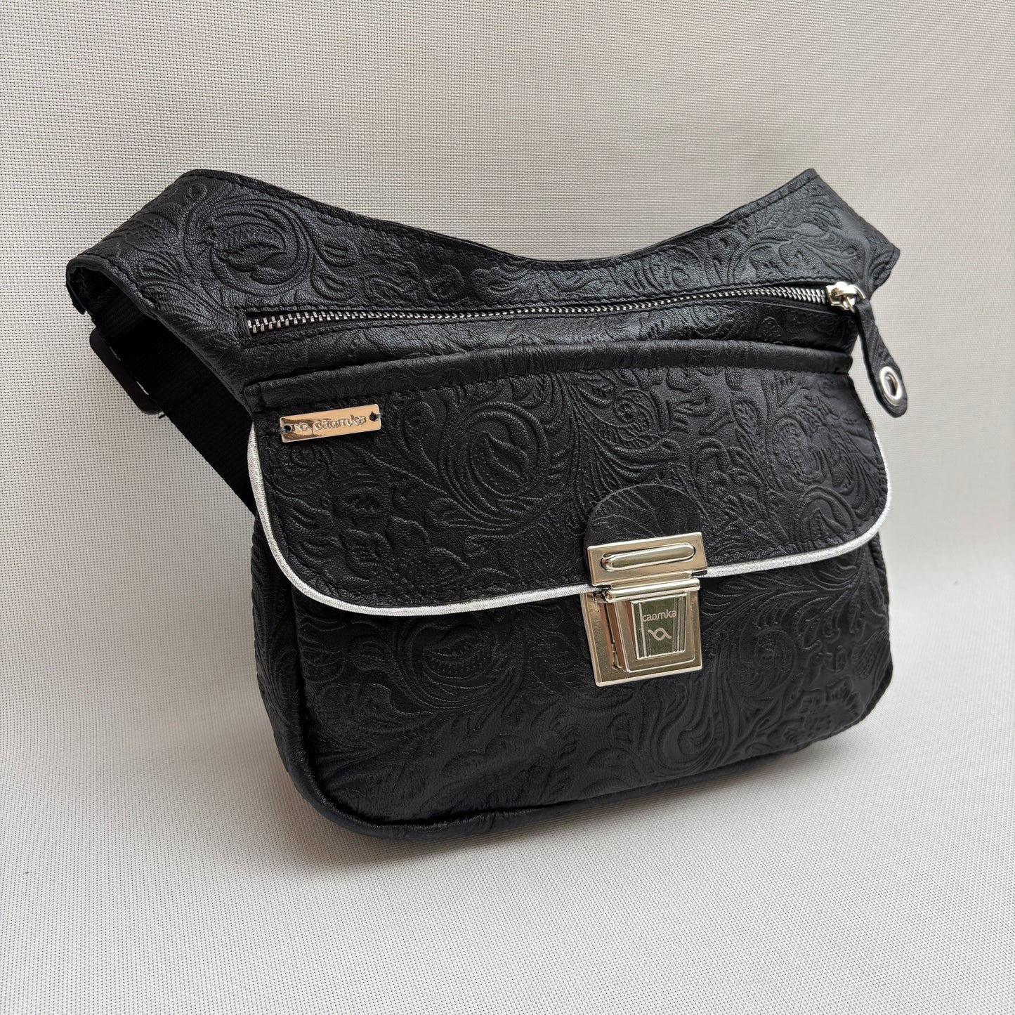Classic Black Old Gold BioCuir® Naturleder Exklusivstück Nr. 13165