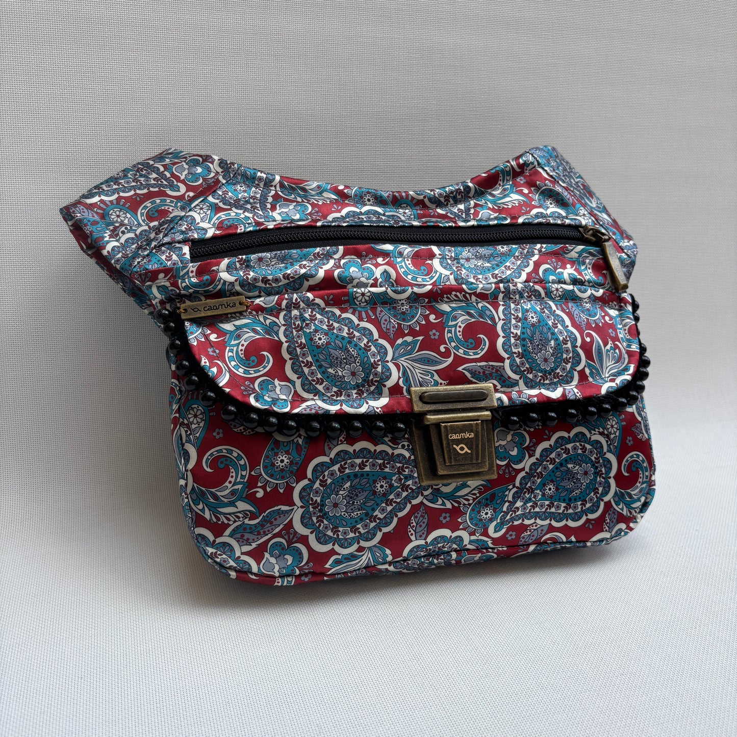 Riñonera "Soft Paisley Bordeaux" + Bolsillo trasero · Pieza Única Núm. 18085