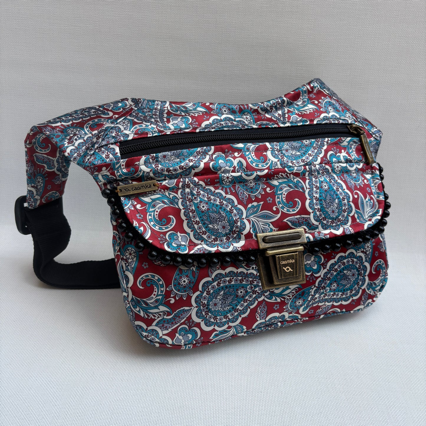Riñonera "Soft Paisley Bordeaux" + Bolsillo trasero · Pieza Única Núm. 18085