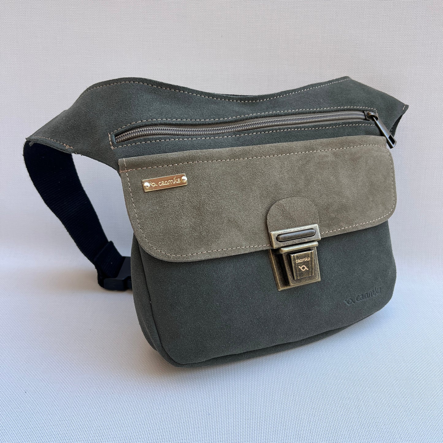 Riñonera Green & Kaki · Piel Serraje · Pieza Exclusiva Núm. 14759