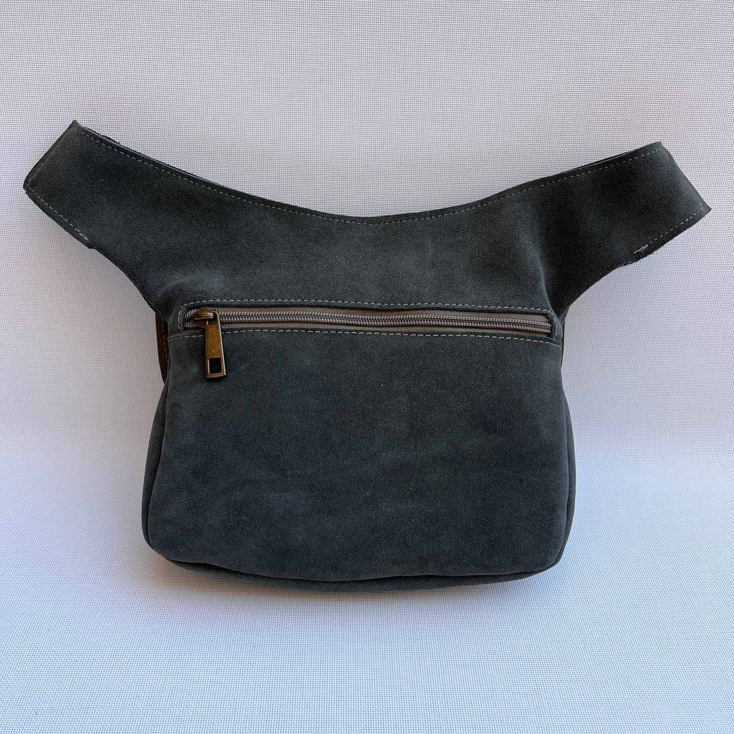 Riñonera Green & Kaki · Piel Serraje · Pieza Exclusiva Núm. 14759