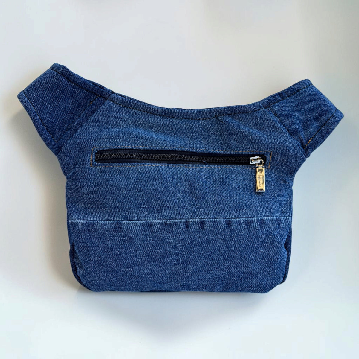 Riñonera Original Special Top ♻️Jeans Recycled ♻️ + Bolsillo trasero con cremallera · Pieza Única Núm. 19659