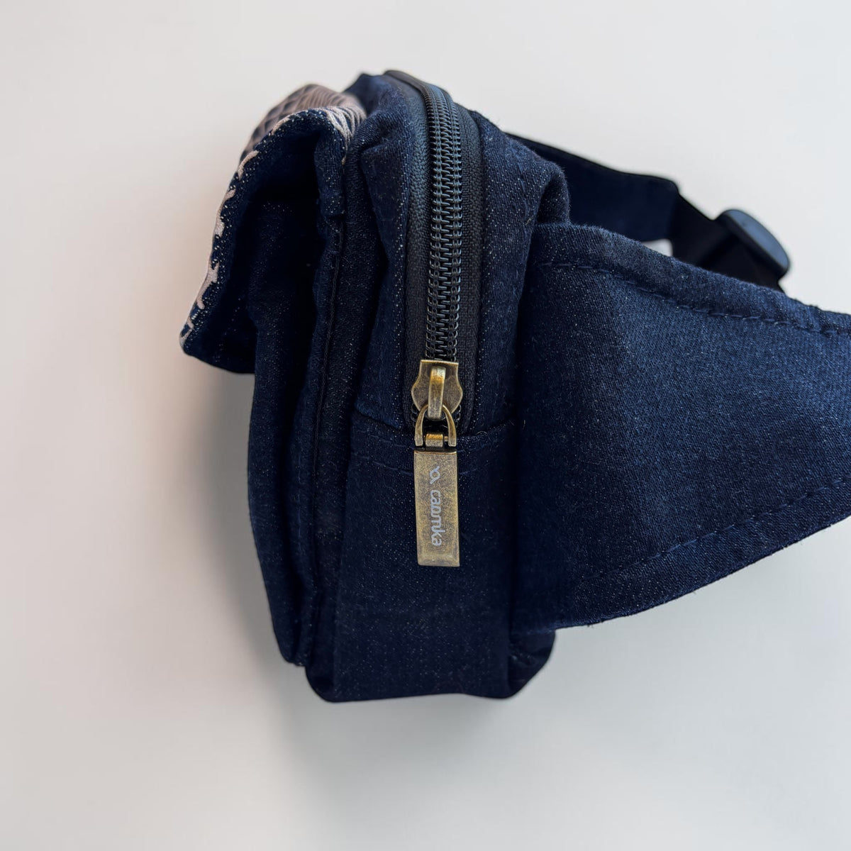 Riñonera Urban "♻️ Jeans Recycled ♻️" · Pieza Única Núm. 19570