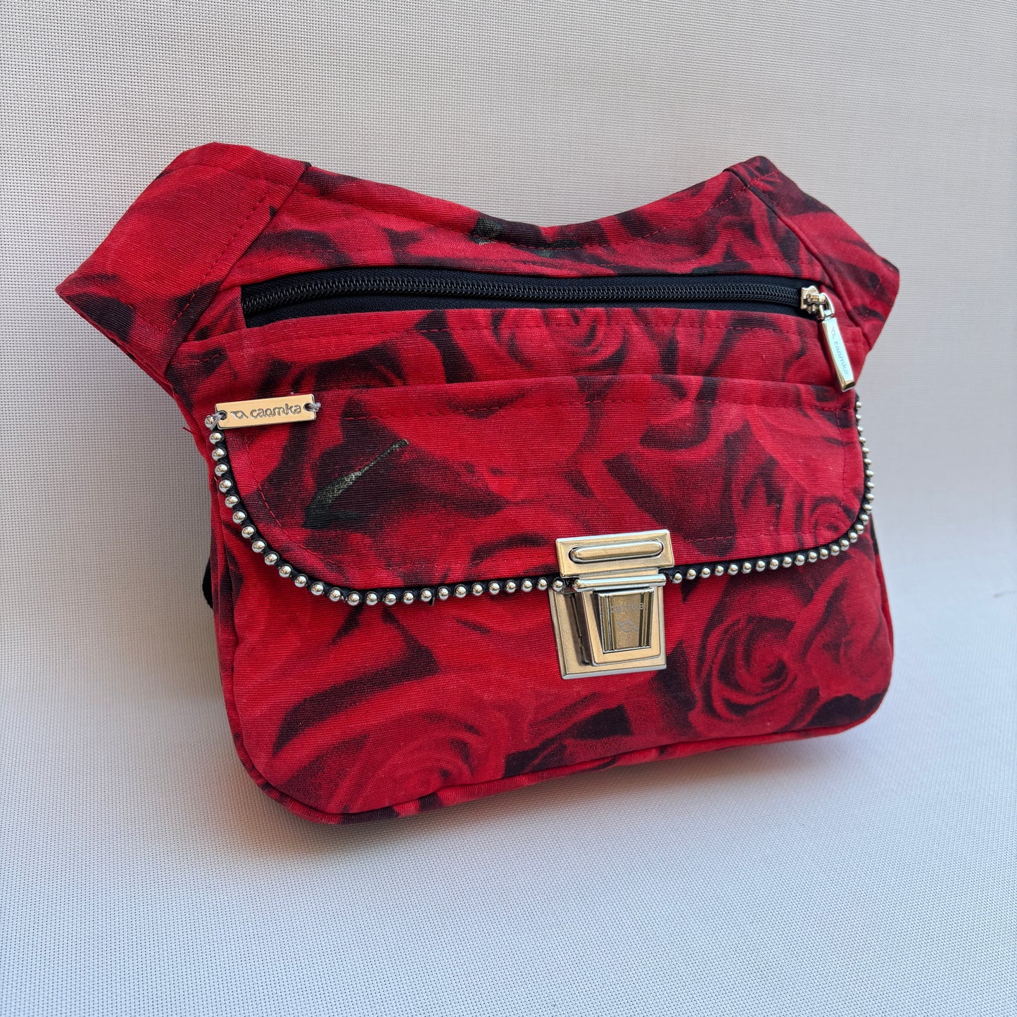 Riñonera "Special Sant Jordi Silver" + Bolsillo trasero · Pieza Única Núm. 17289