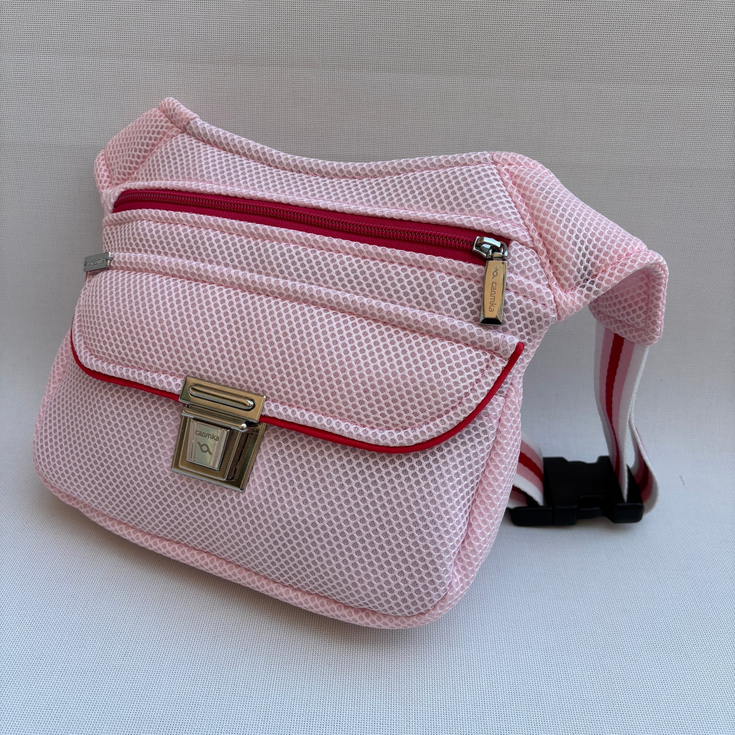 Riñonera "Soft Pink 3D Top" · Pieza Única Núm. 18740