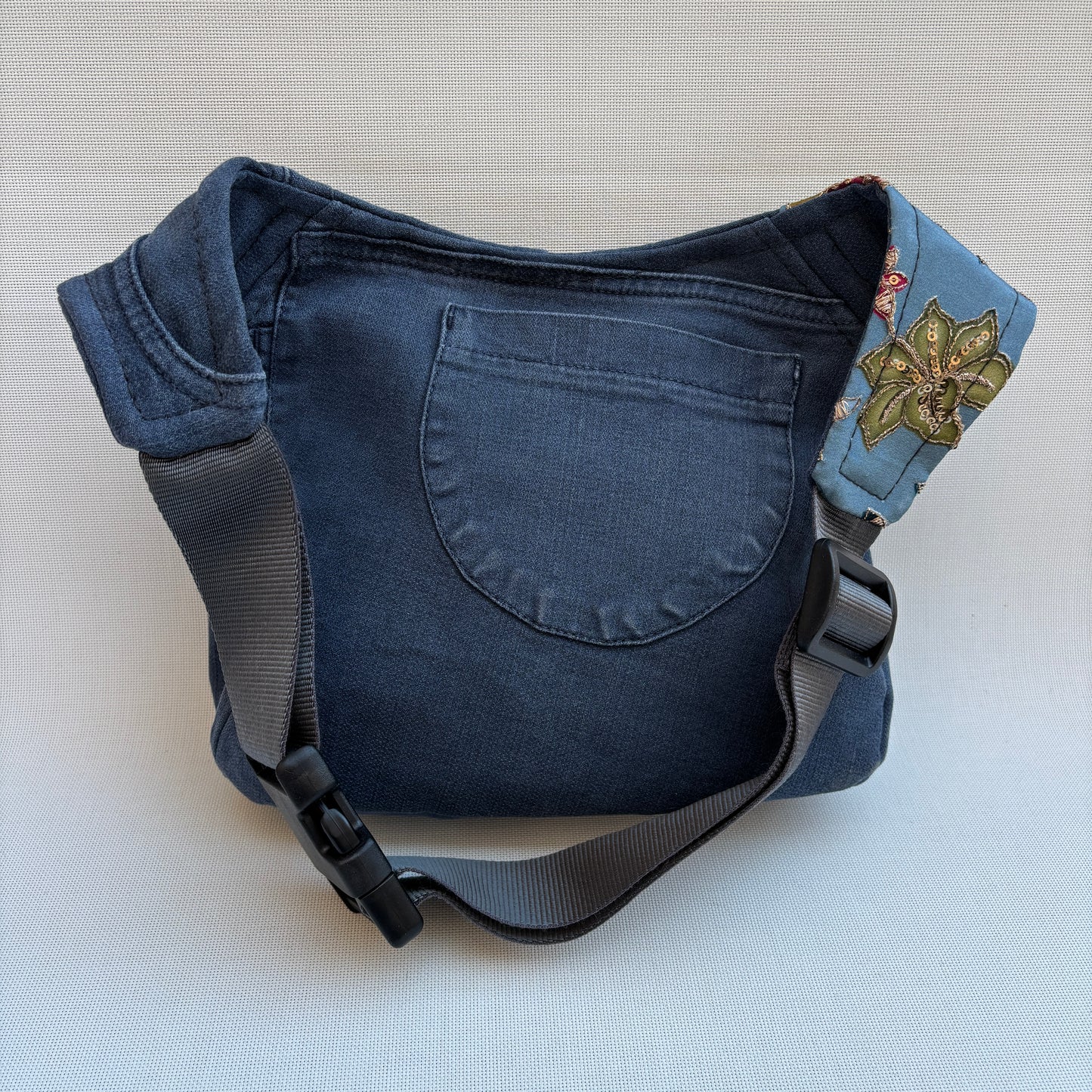 Riñonera “Special India ♻️ Jeans Recycled ♻️ ” · Pieza Única Núm. 18714