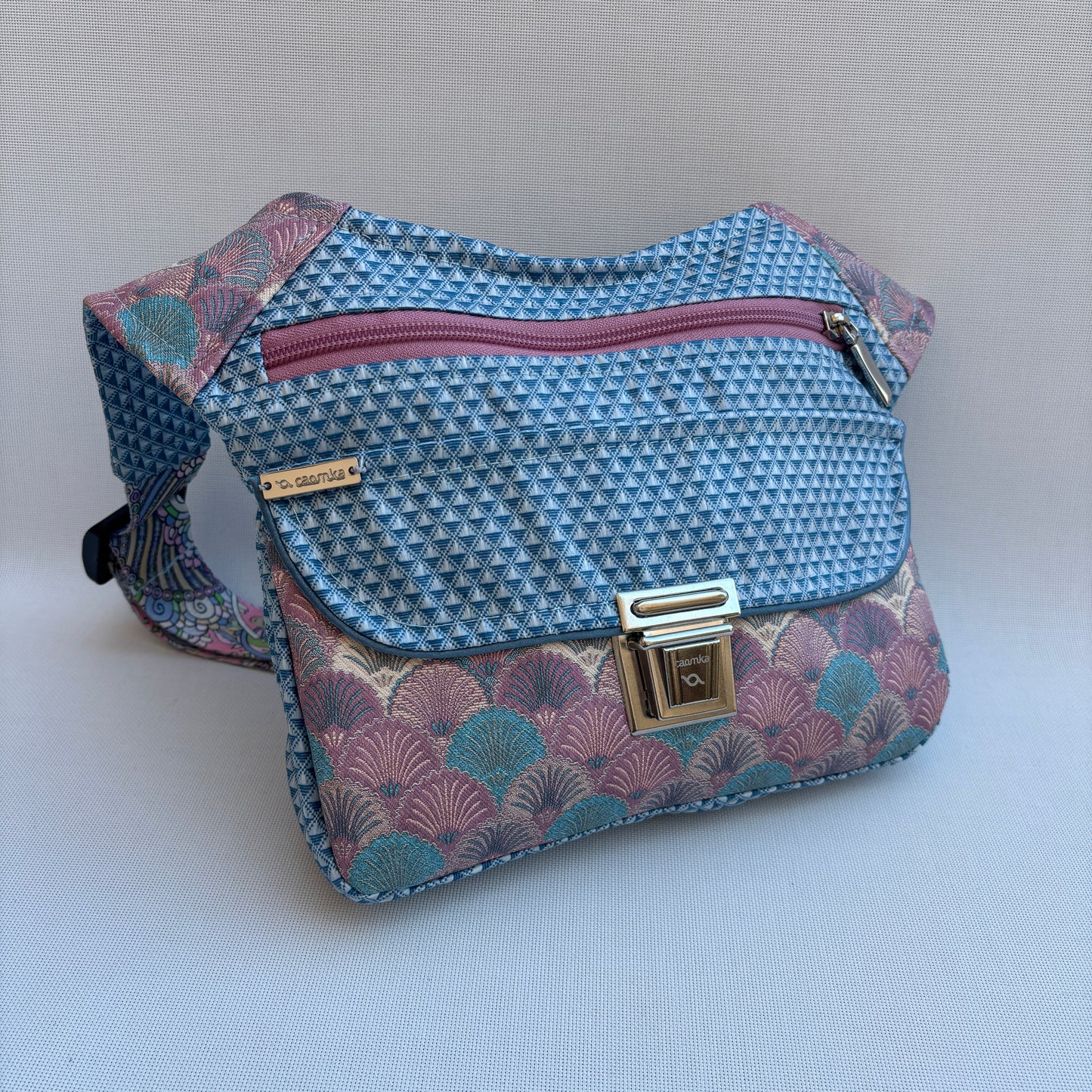 Riñonera "Japanese Spring Top" · Impermeable · Pieza Única Núm. 17258