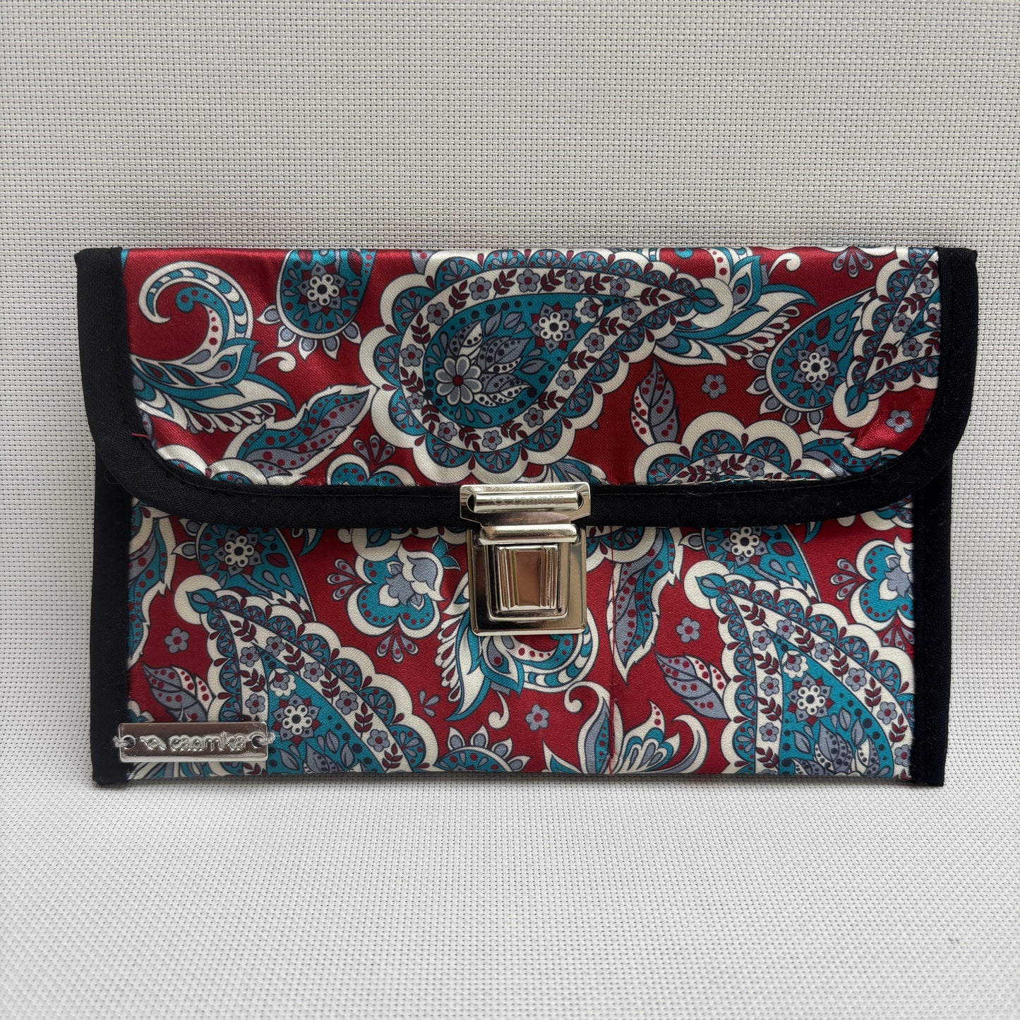 Monedero Plano CAOMKA · Pieza Única Núm. 18012