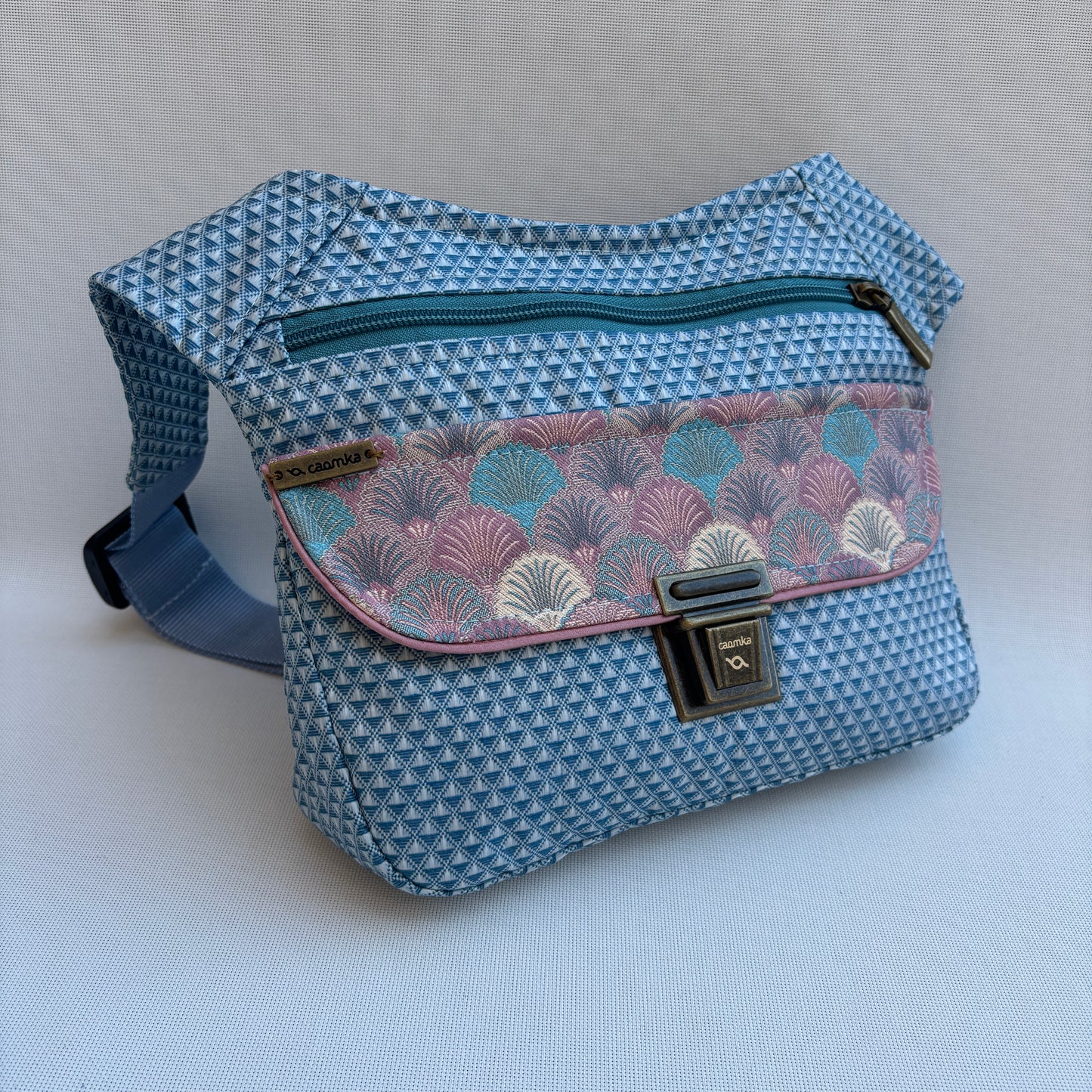 Riñonera "Japanese Spring" · Impermeable · + Bolsillo trasero · Pieza Única Núm. 17262