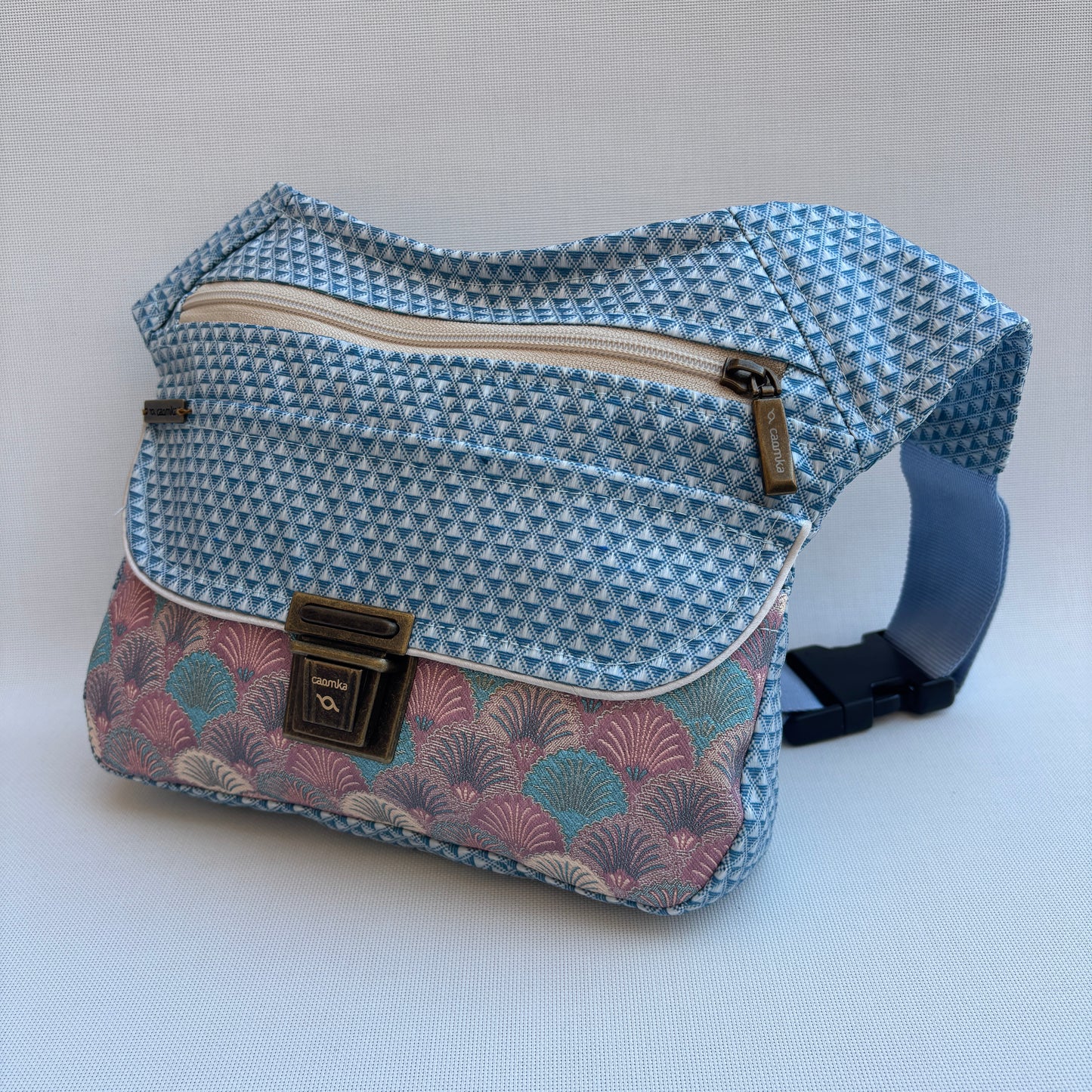 Riñonera "Japanese Spring" · Impermeable · Pieza Única Núm. 17260