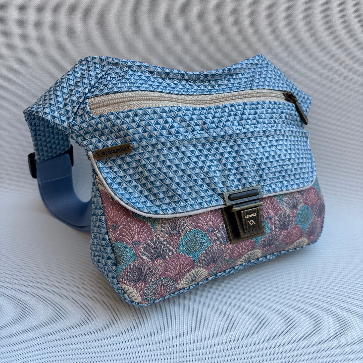 Riñonera "Japanese Spring" · Impermeable · Pieza Única Núm. 17260