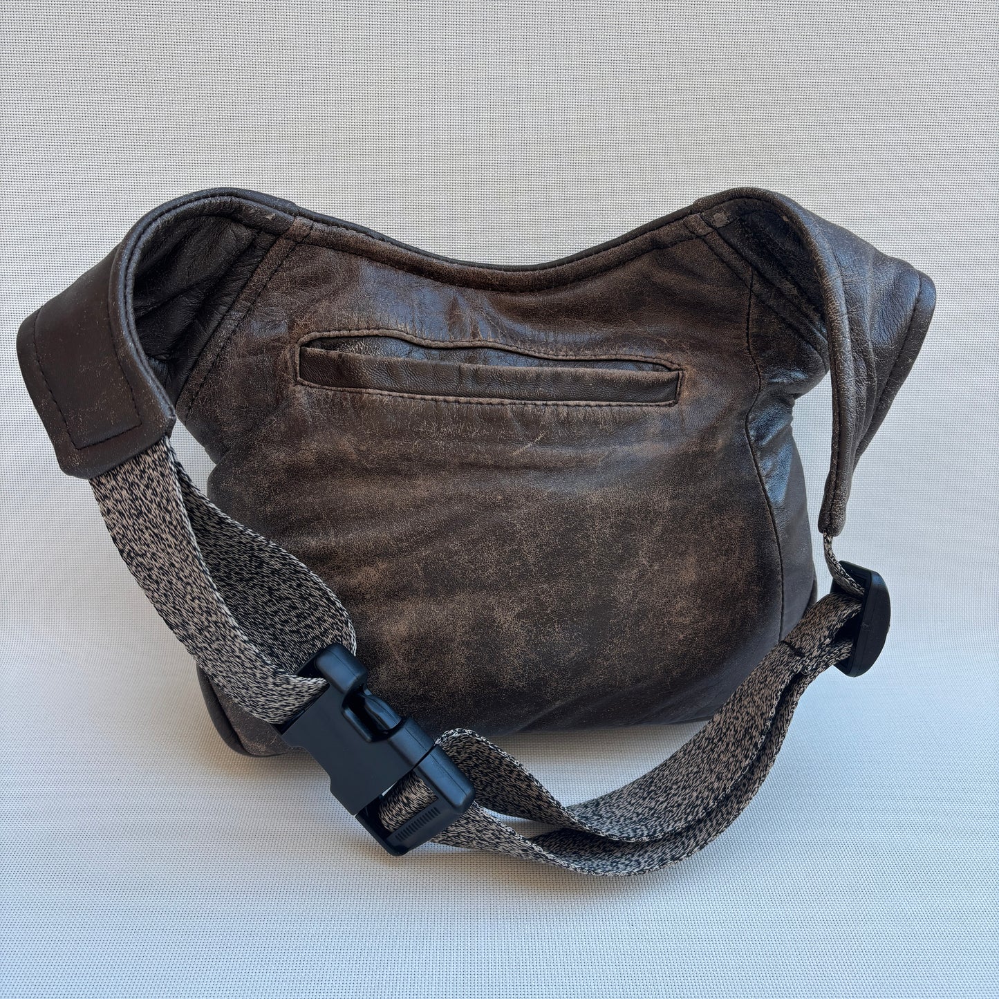 Riñonera de polipiel "Special ♻️ Recycled ♻️ · Pieza Única Núm. 17302